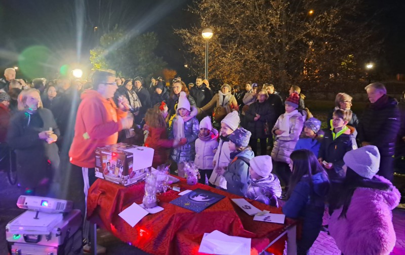 verderio_Natale3.jpeg (107 KB)