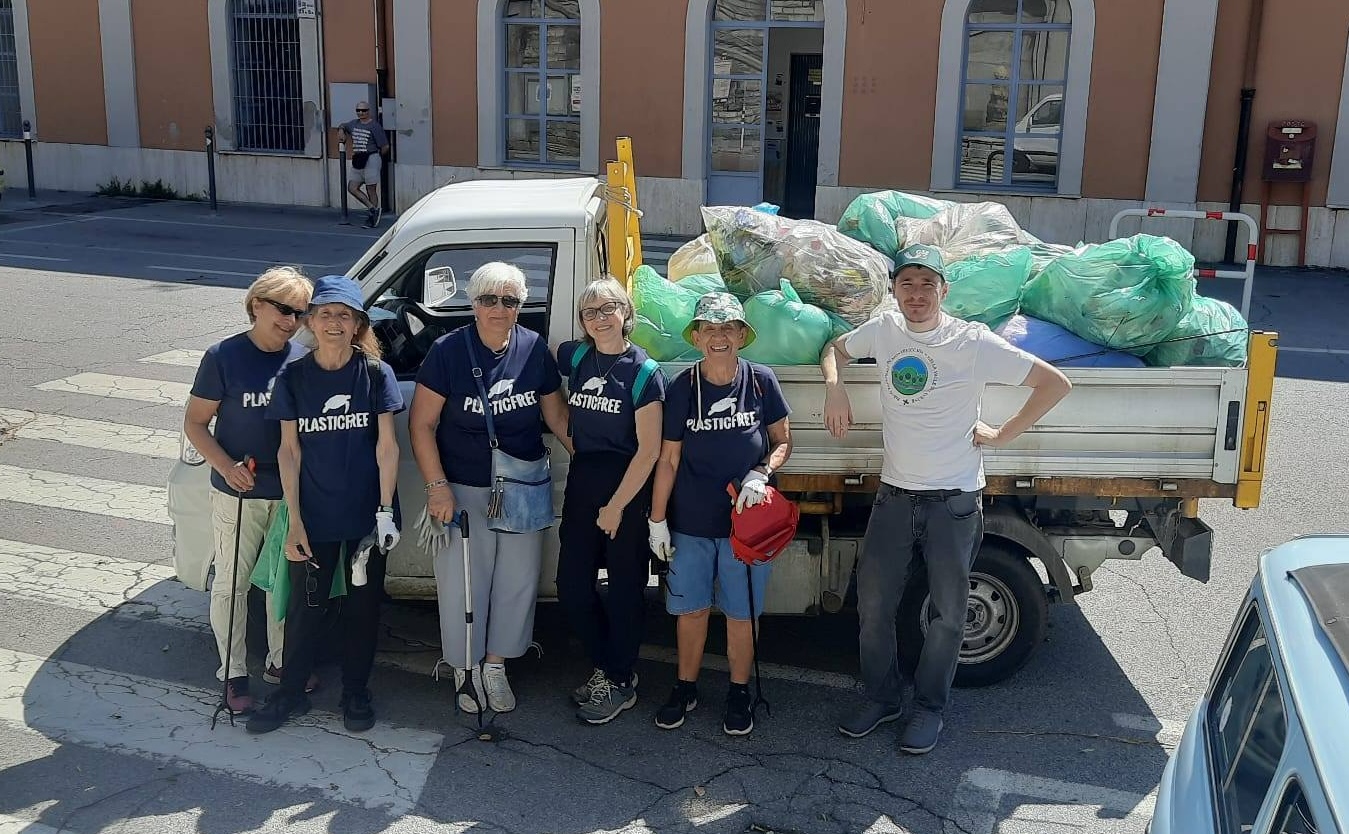 Olgiate_Plasticfree_Giugno3.jpg (433 KB)