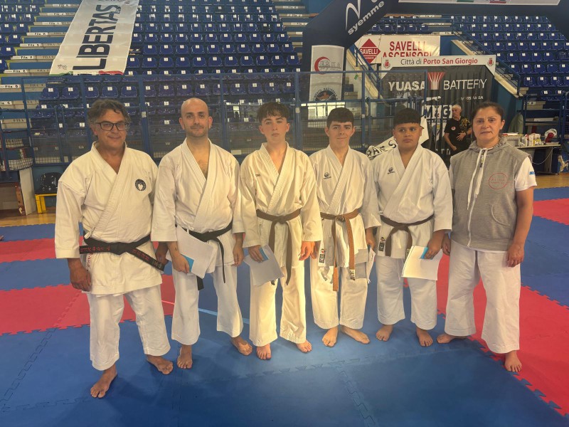 RReiwa_karate-do_ai_nazionali_a_Porto_S._Giorgio8.jpeg (136 KB)