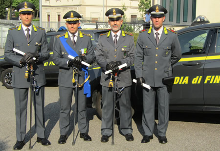 guardiadifinanzafestaprima.jpg (54 KB)