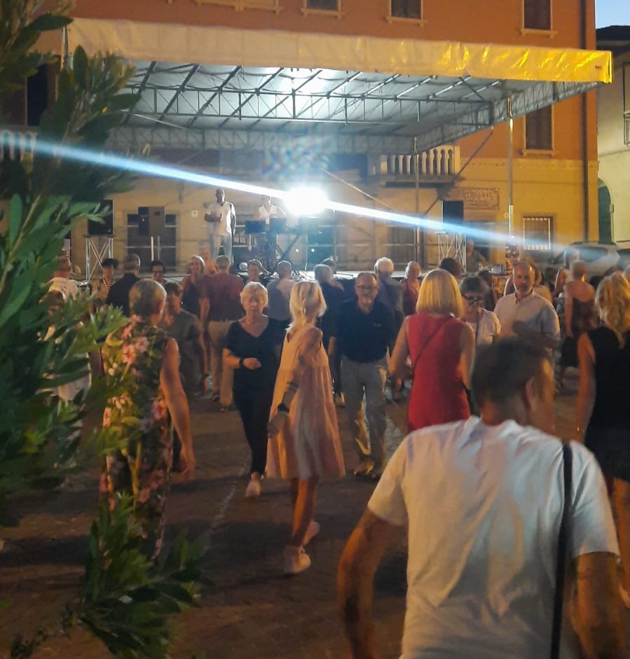 Brivio_Street_Food1.jpeg (180 KB)