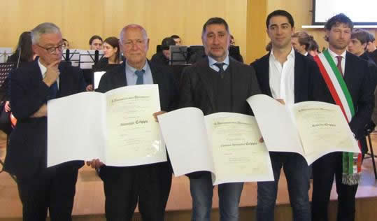 CrippaPremiOK.jpg (21 KB)