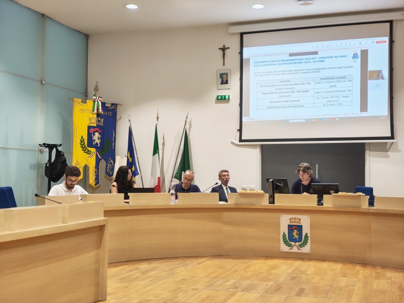 Merate_Commissione_Bilancio2.jpg (85 KB)