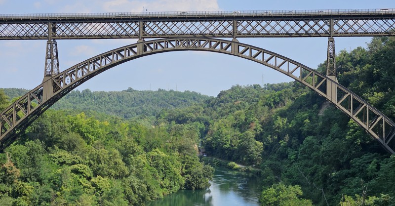 Ponte_Paderno_Vista_4ok.jpg (130 KB)