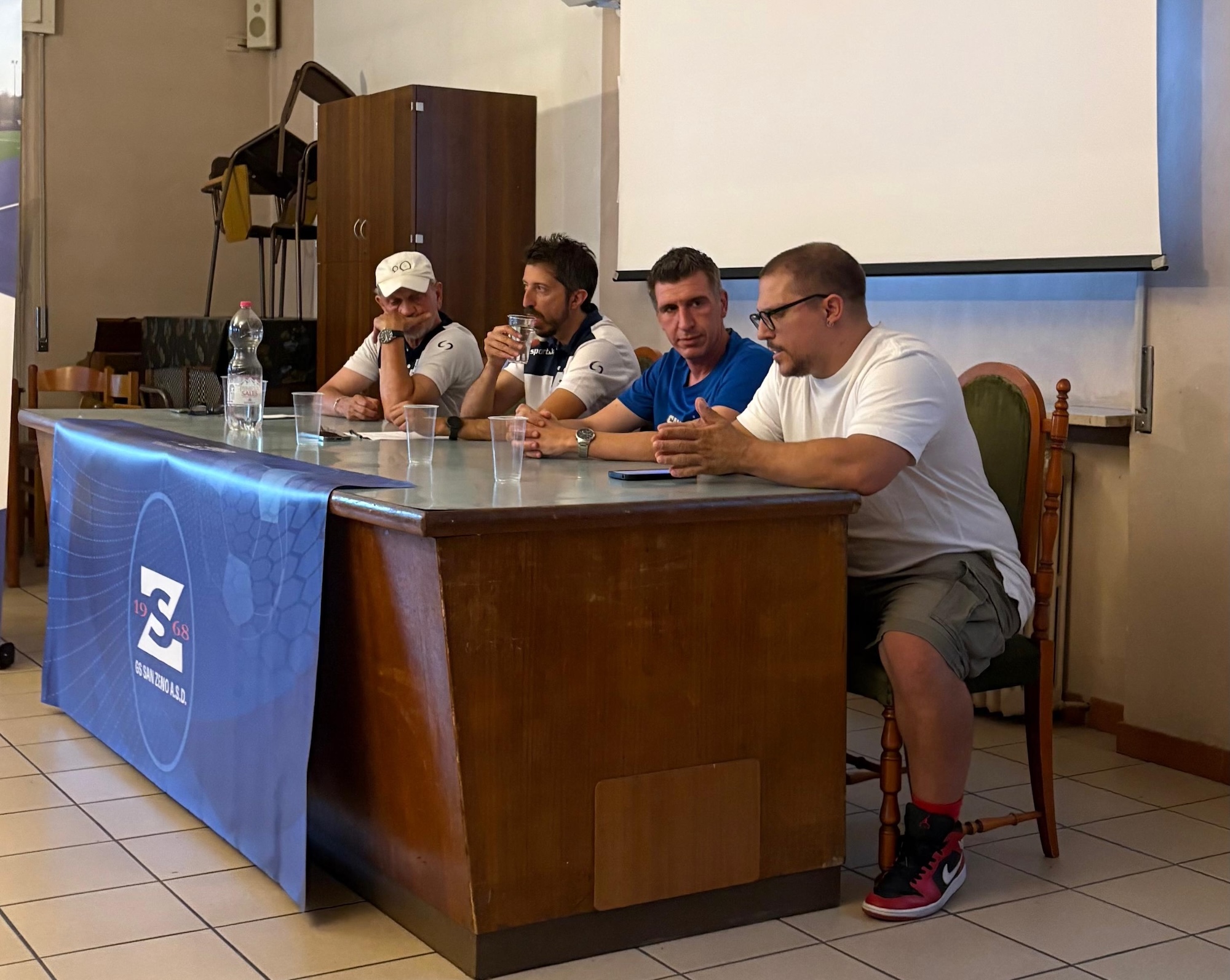 SZeno_presentazione_squadre1.jpeg (668 KB)