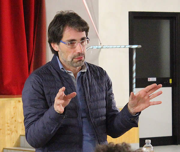 novate_corso_soccorso4.jpg (43 KB)