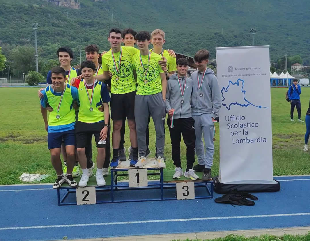 MerateAgnesiCampioni7.jpg (129 KB)