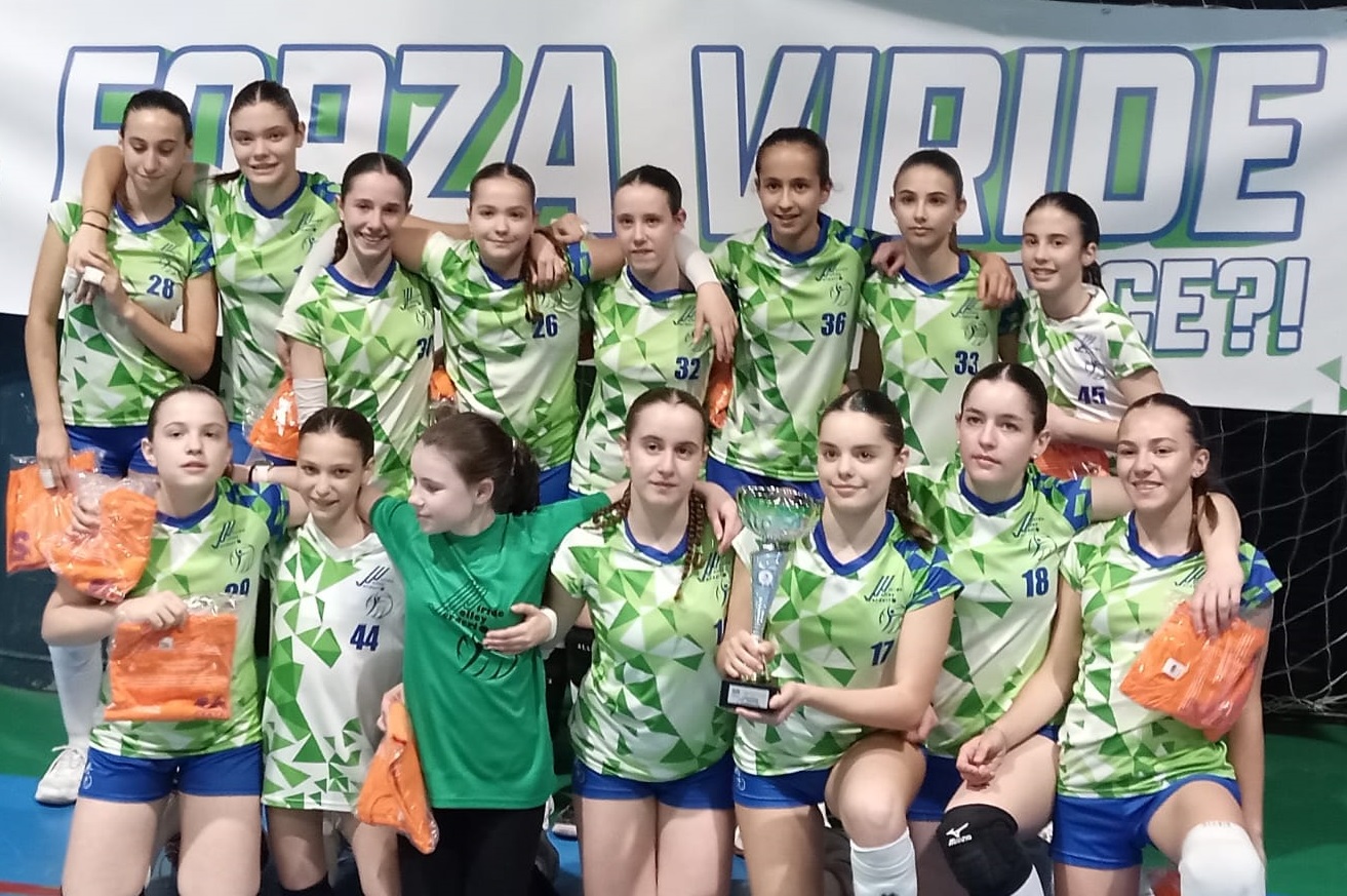 VirideVolleyCampione__1_.jpg (407 KB)