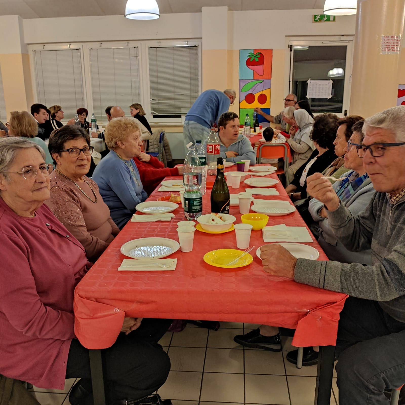 10LomagnaAmicaApericena.jpg (317 KB)