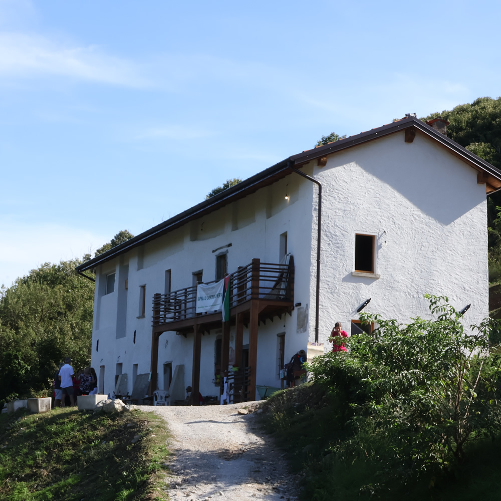 CascinaRapelloWinter2.jpg (332 KB)