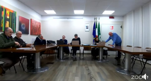 CcLvBSeduta.jpg (30 KB)