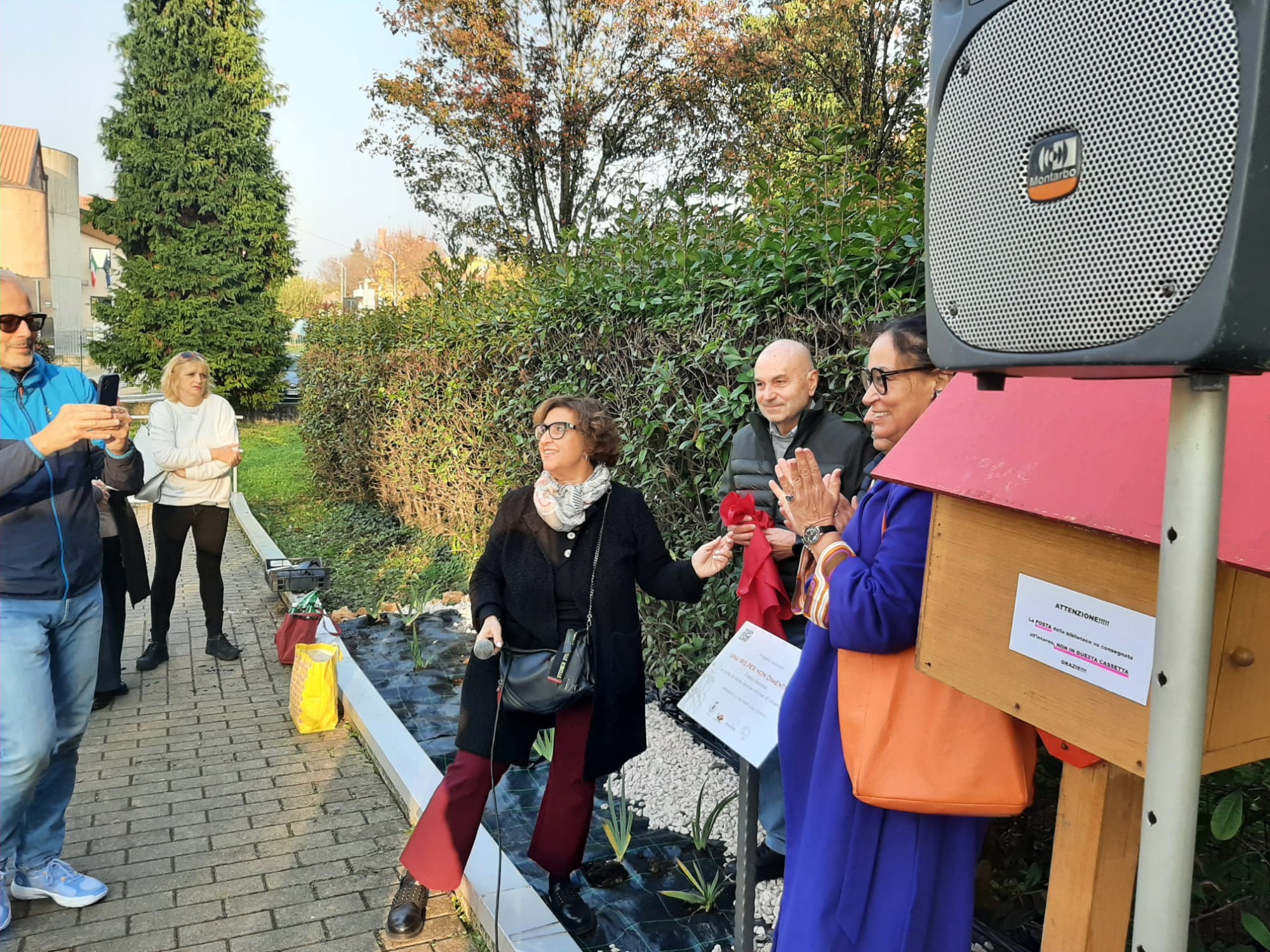 CernuscoIrisParco4.jfif (820 KB)