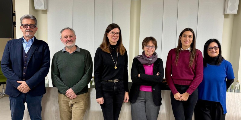 GruppoScuola.jpeg (148 KB)