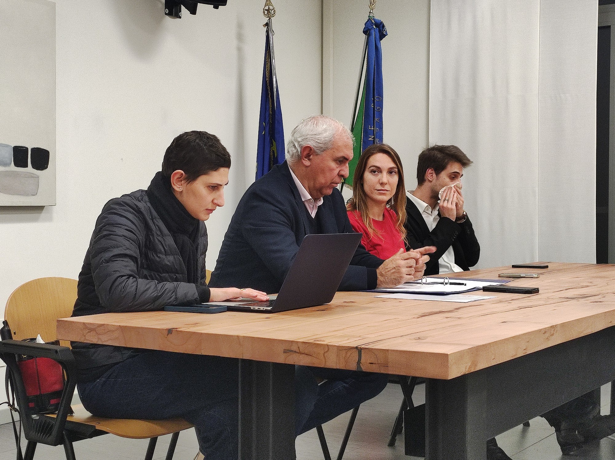 ImbersagoConsiglio__5_.jpg (898 KB)