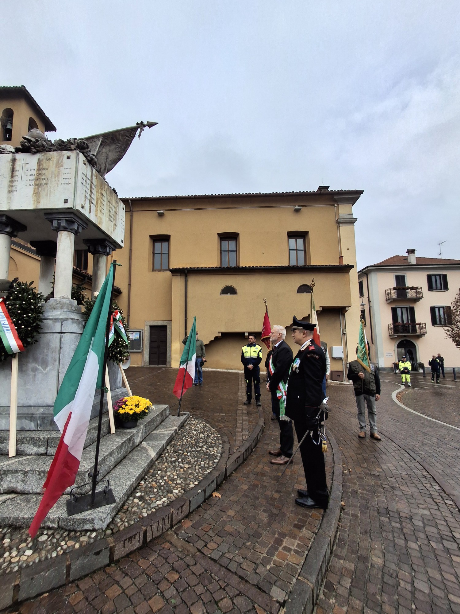 ImbersagoFotoDefunti1.jpg (638 KB)