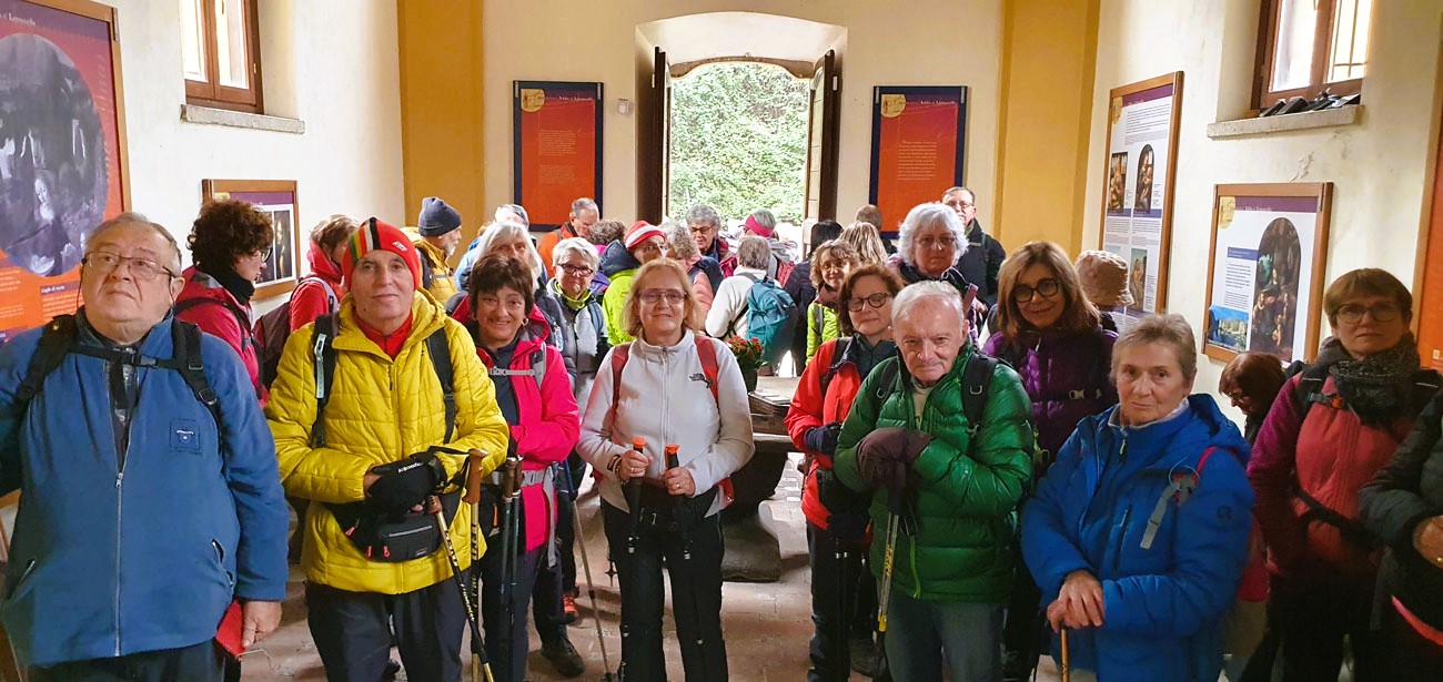 LcMarciChiesina1.jpg (222 KB)