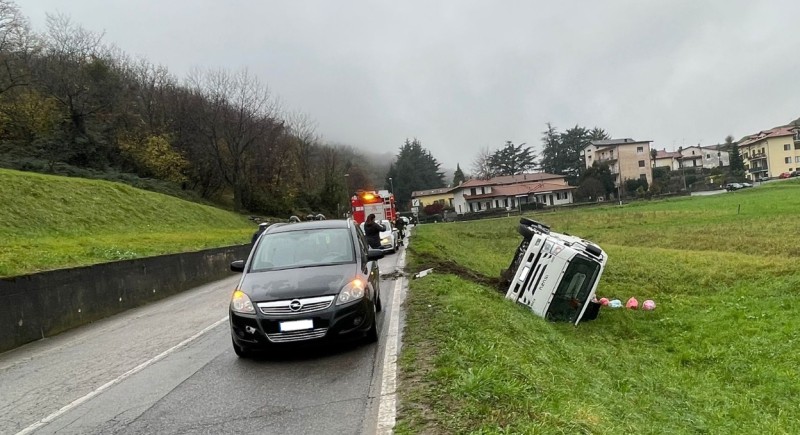 LvbFurgoncino1.jpg (99 KB)