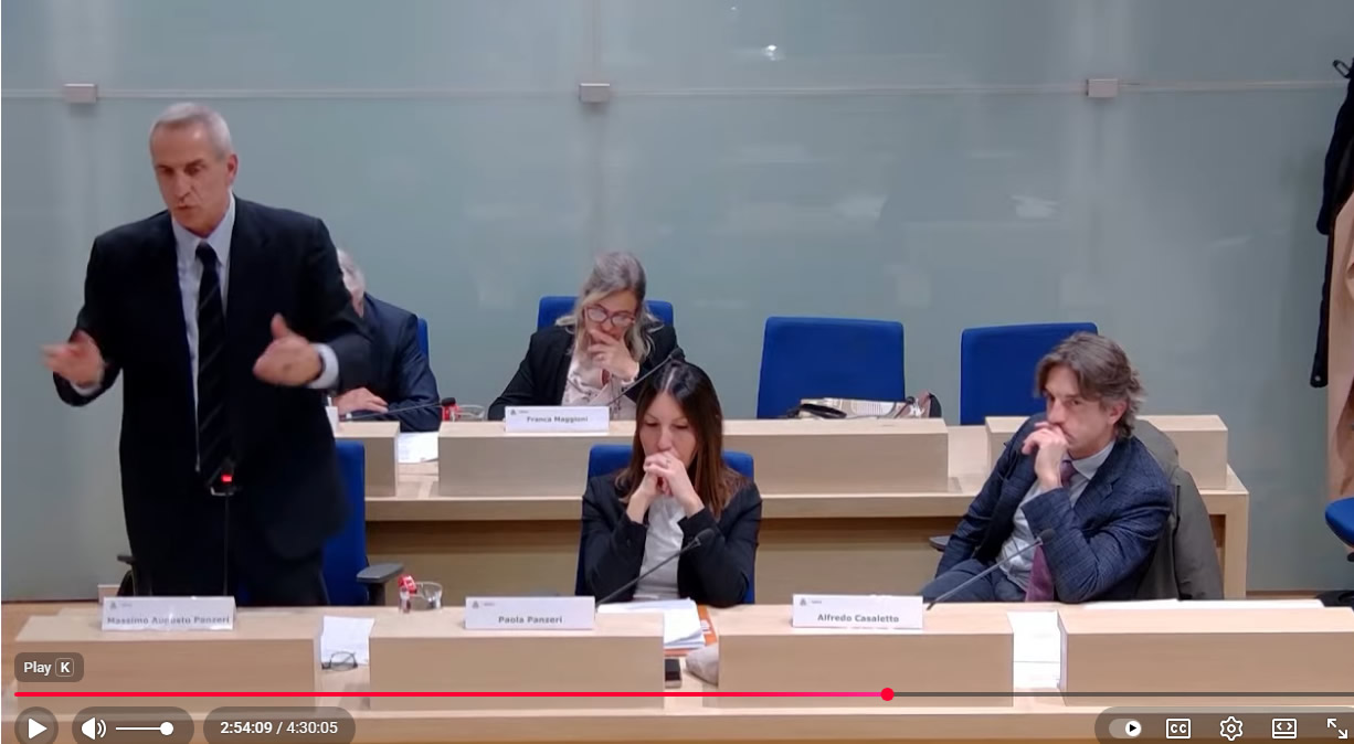 MassimoPanzeriInterrogazione.jpg (99 KB)