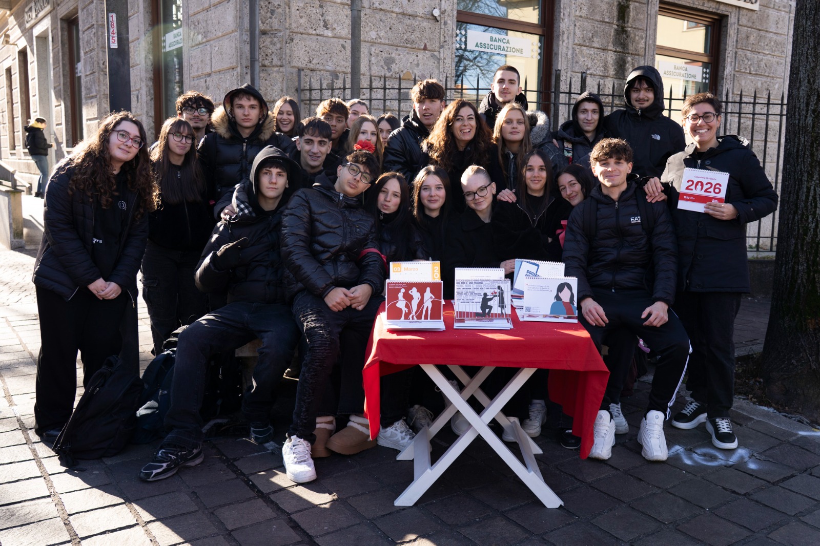 MerateStudentiViolenza6.jpg (474 KB)