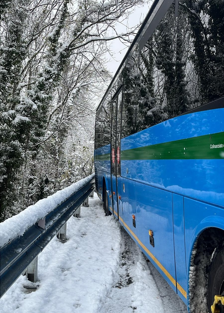 NeveDisagiVia1.jpg (517 KB)