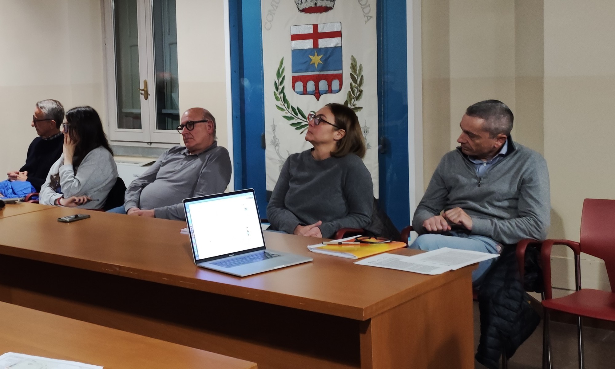 PadernoConsultePonte__4_.jpg (333 KB)