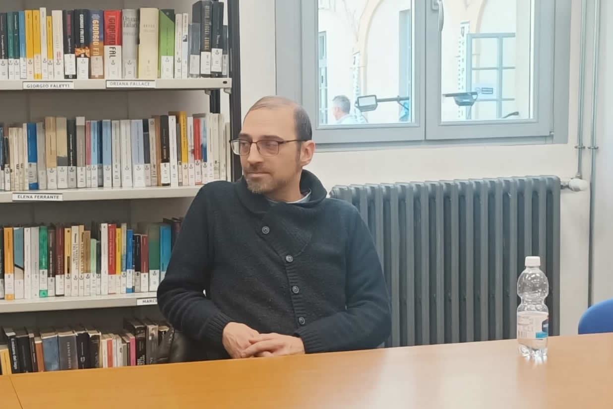 RiccardoCogliati.jpg (77 KB)