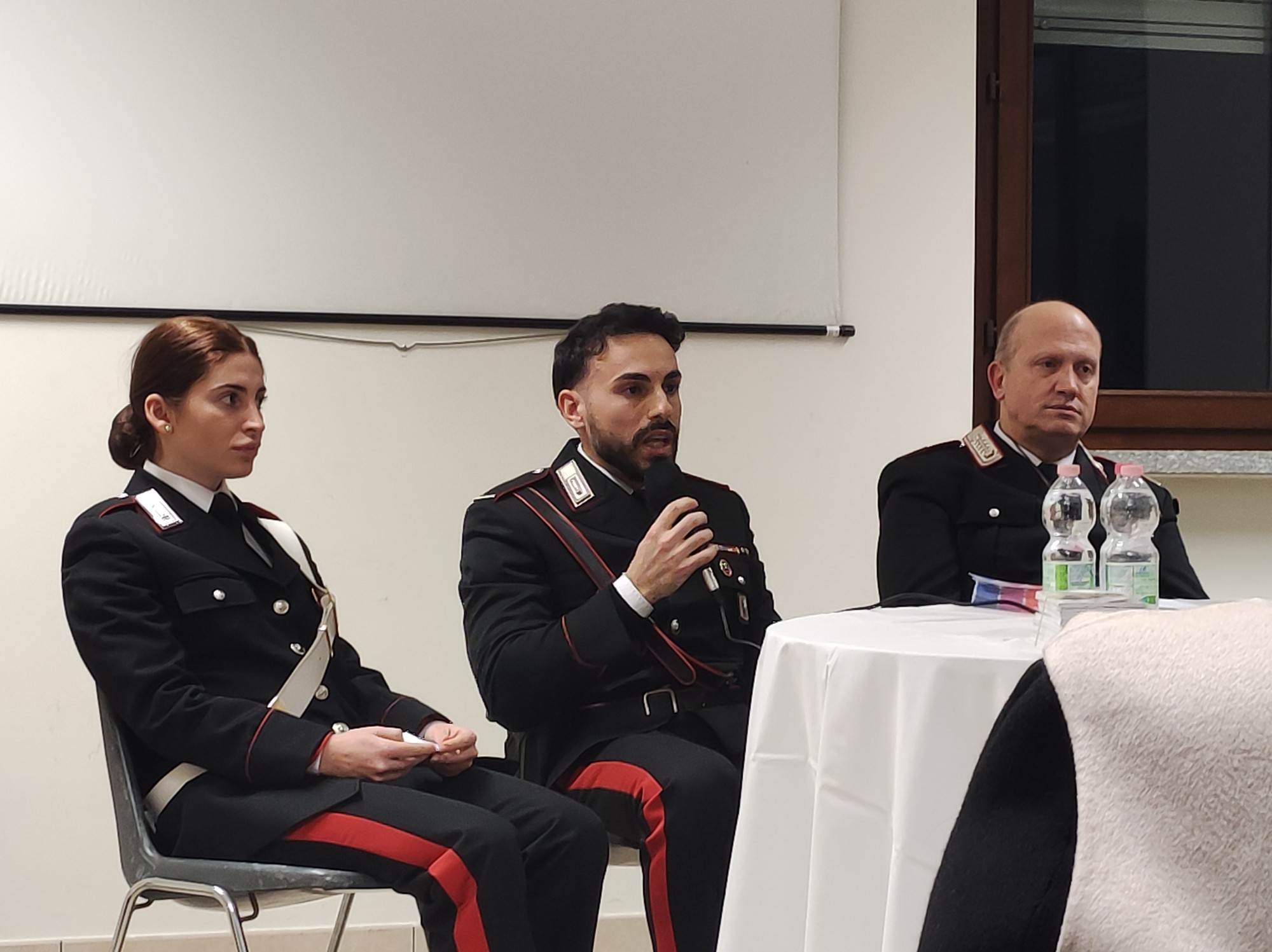 RobbiateNonSeiSola__4_.jpg (326 KB)