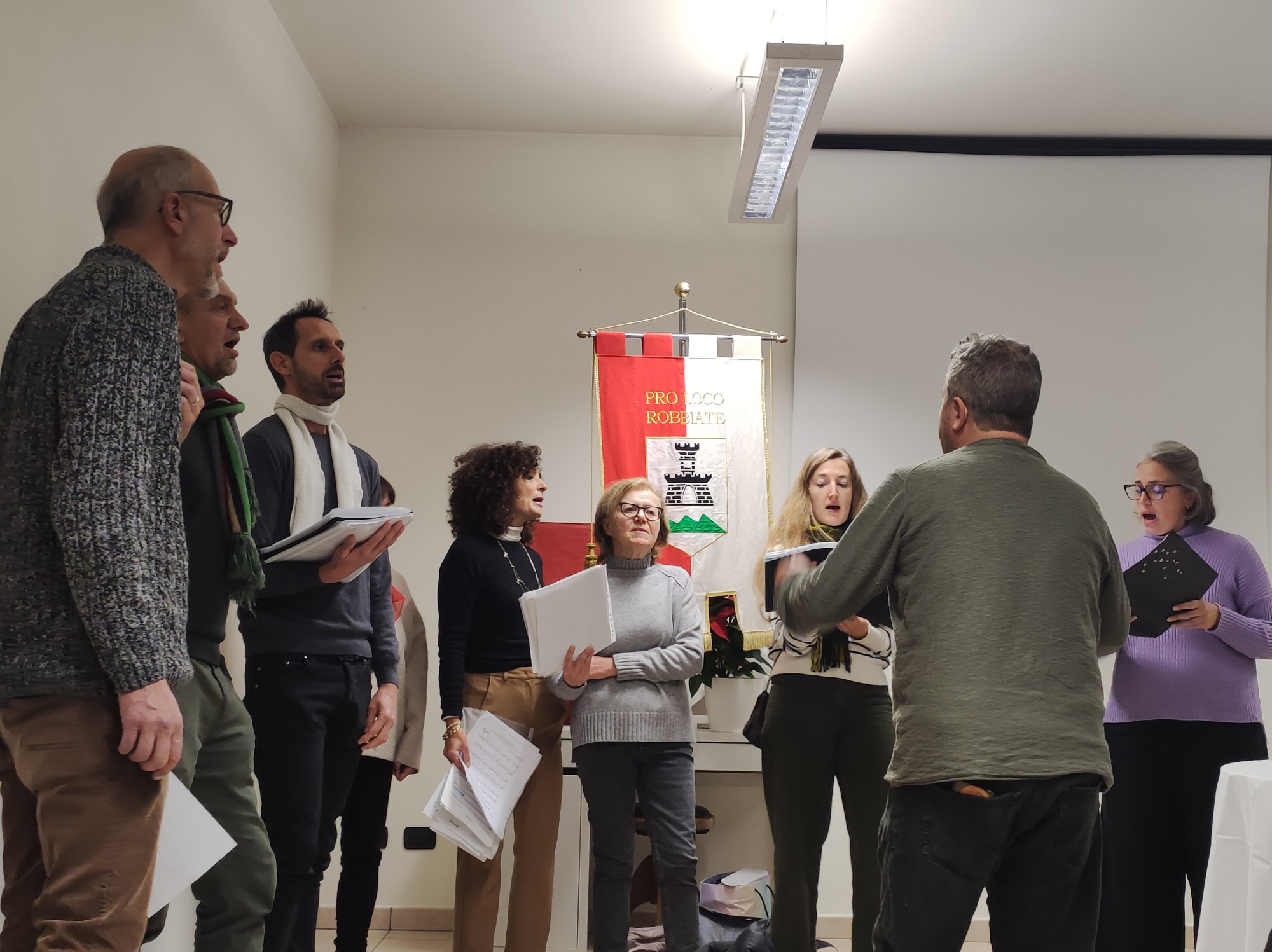 RobbiateNonSeiSola__7_.jpg (410 KB)