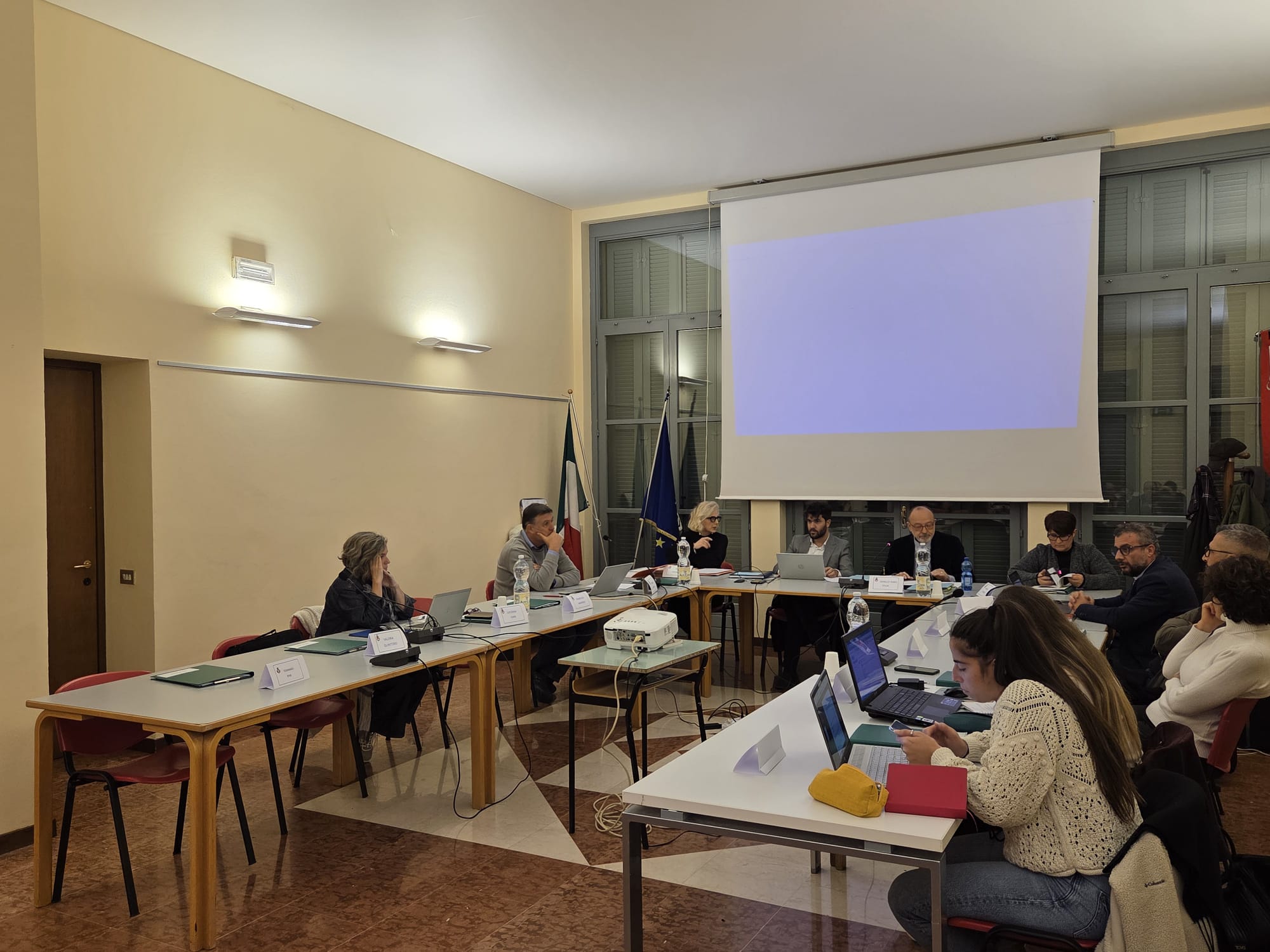 VerderioCcAula1.jpg (272 KB)