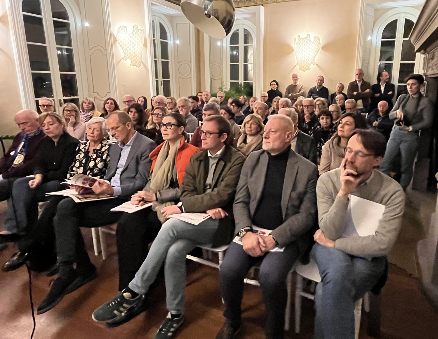 VillaLavezzariChagall3.jpg (515 KB)