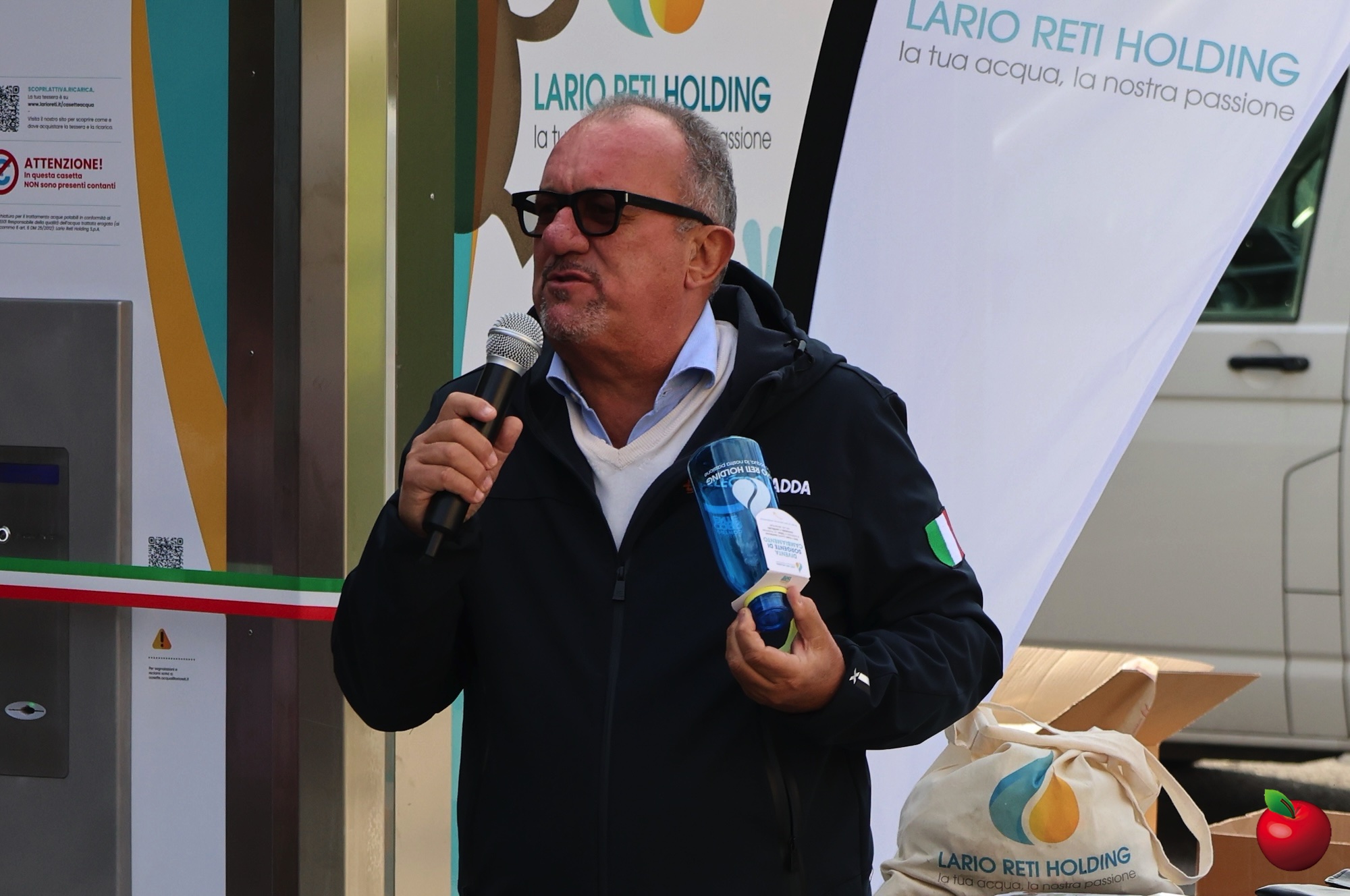 Calco_inaugurazione_casetta_acqua3.jpg (487 KB)