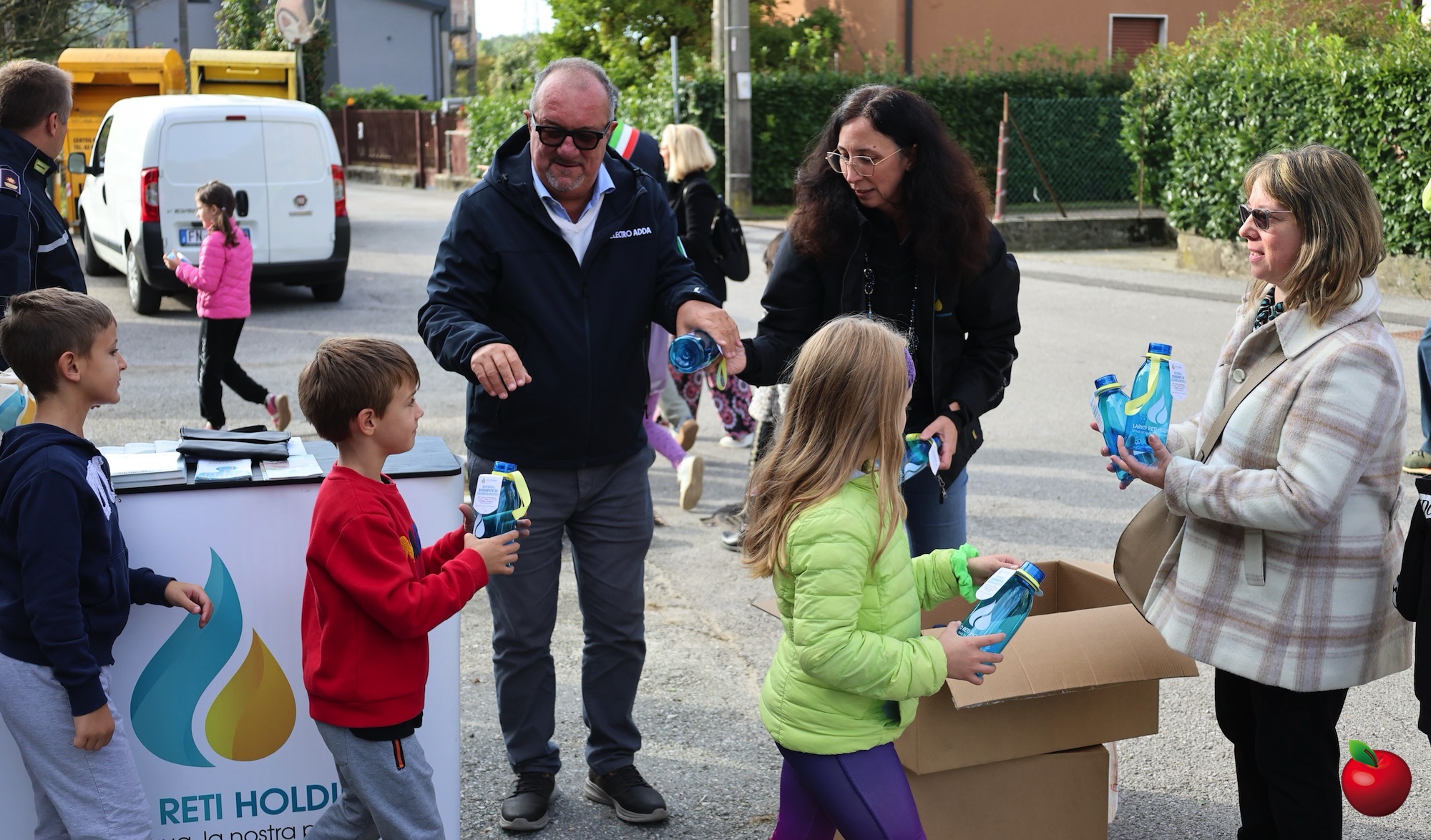 Calco_inaugurazione_casetta_acqua8.jpg (765 KB)