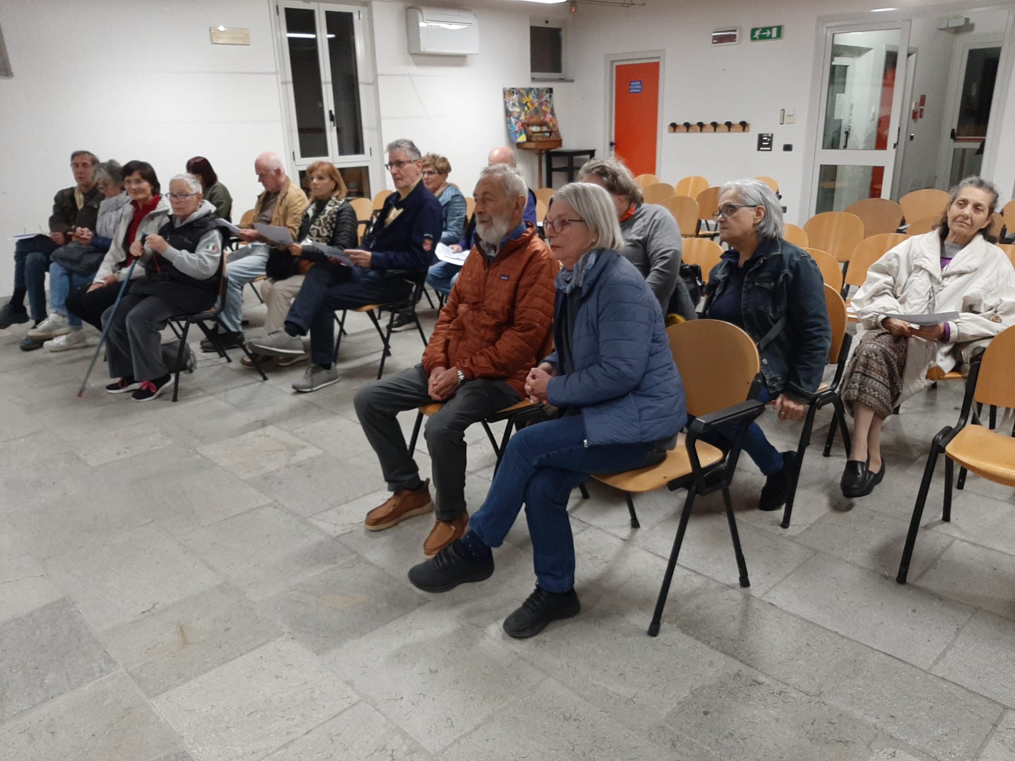 ImbersagoListeAttesa1.jpg (477 KB)