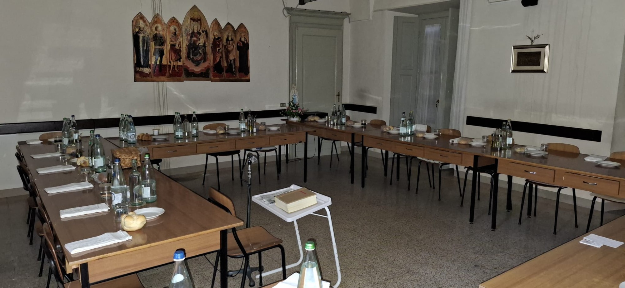 Interno12.jpg (301 KB)