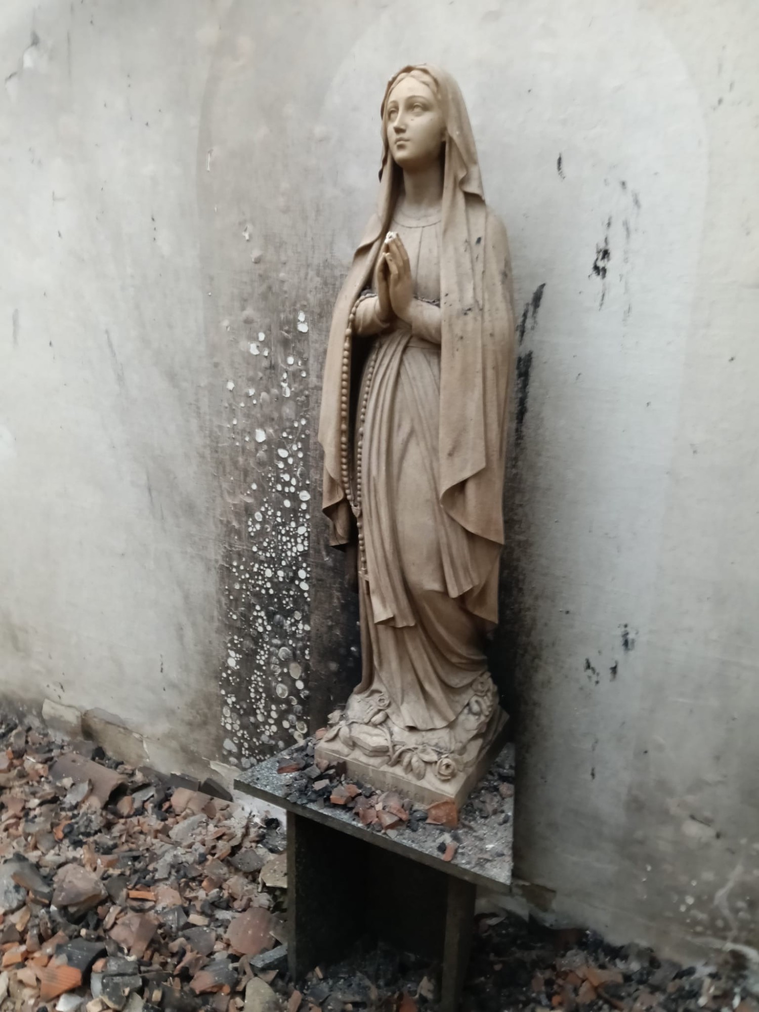 MonasteroBernagaVergine.jpg (348 KB)