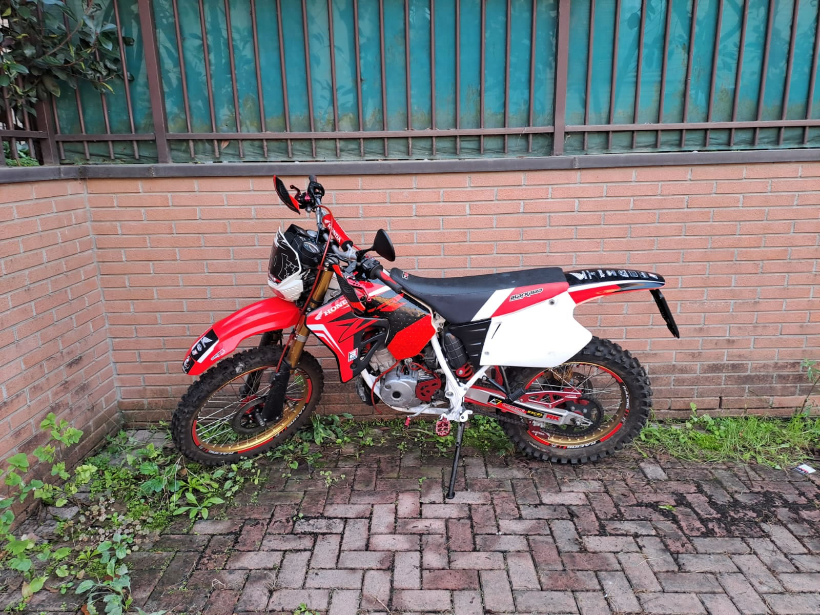 RobbiateMotoRitrovata1.jpg (447 KB)