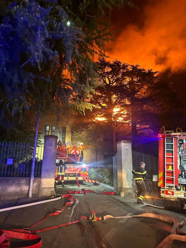 bernagaincendio4.jpg (147 KB)