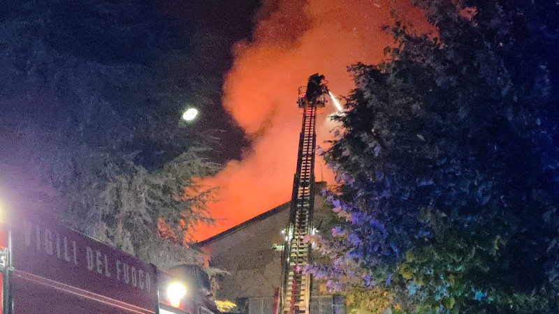 bernagaincendio5.jpg (117 KB)
