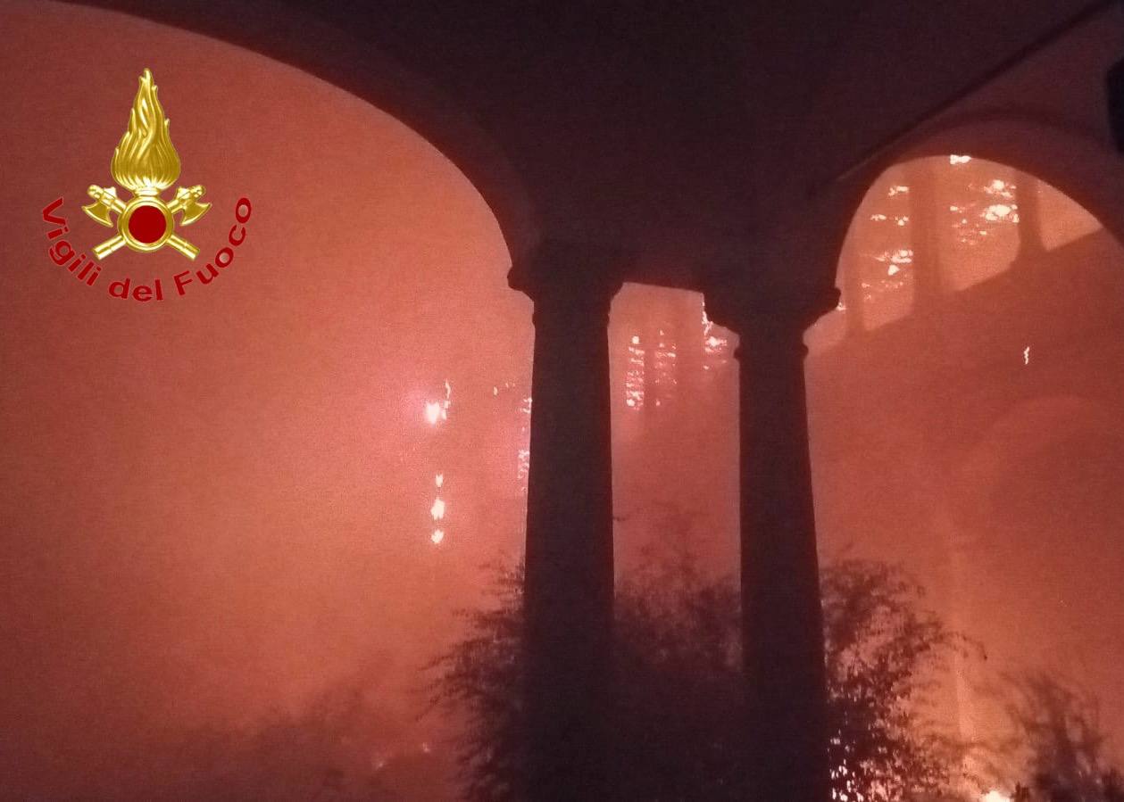 vvfchatfoto3.jpg (76 KB)