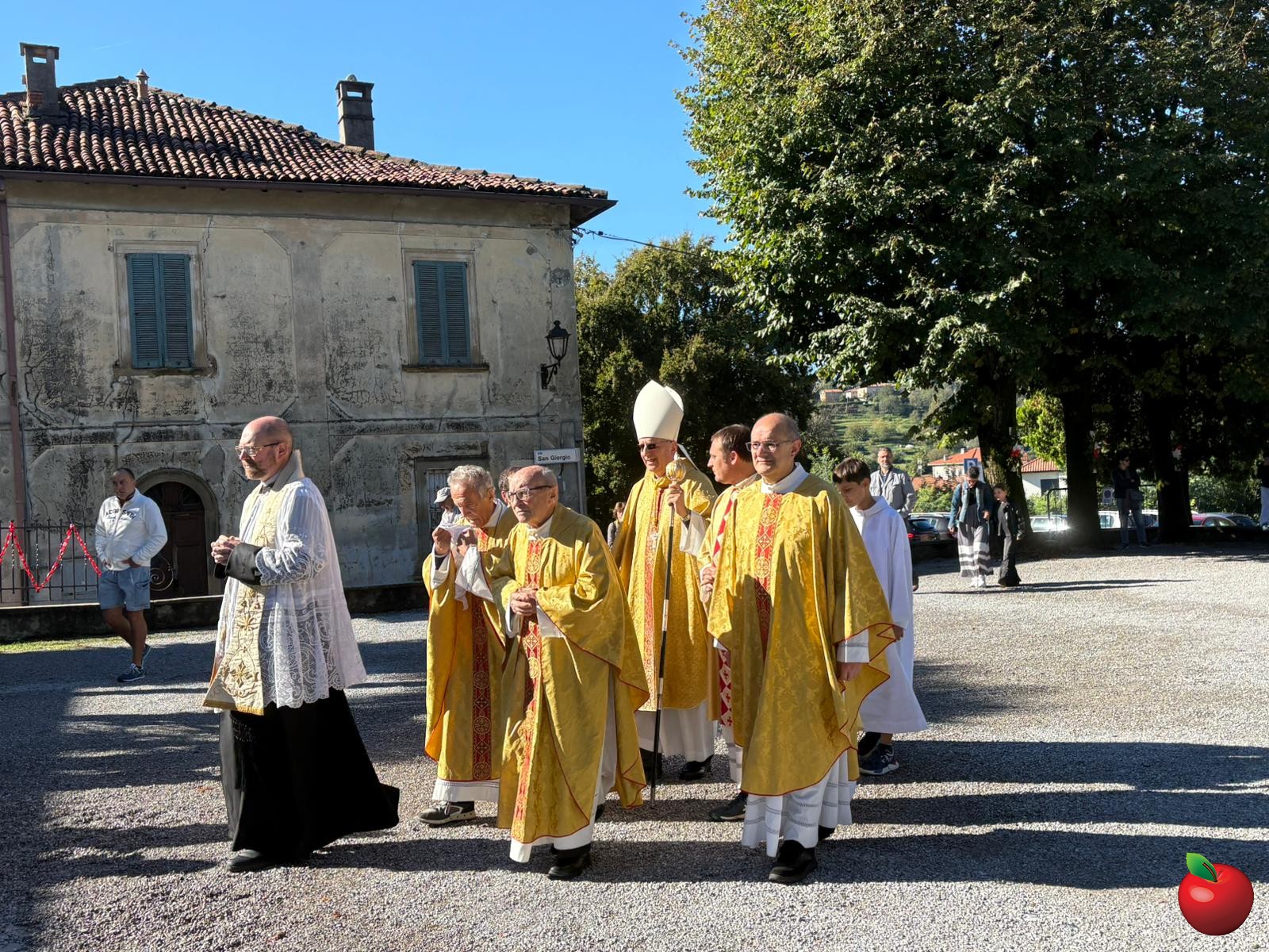 4InfressoDonRaffaele.jpg (545 KB)