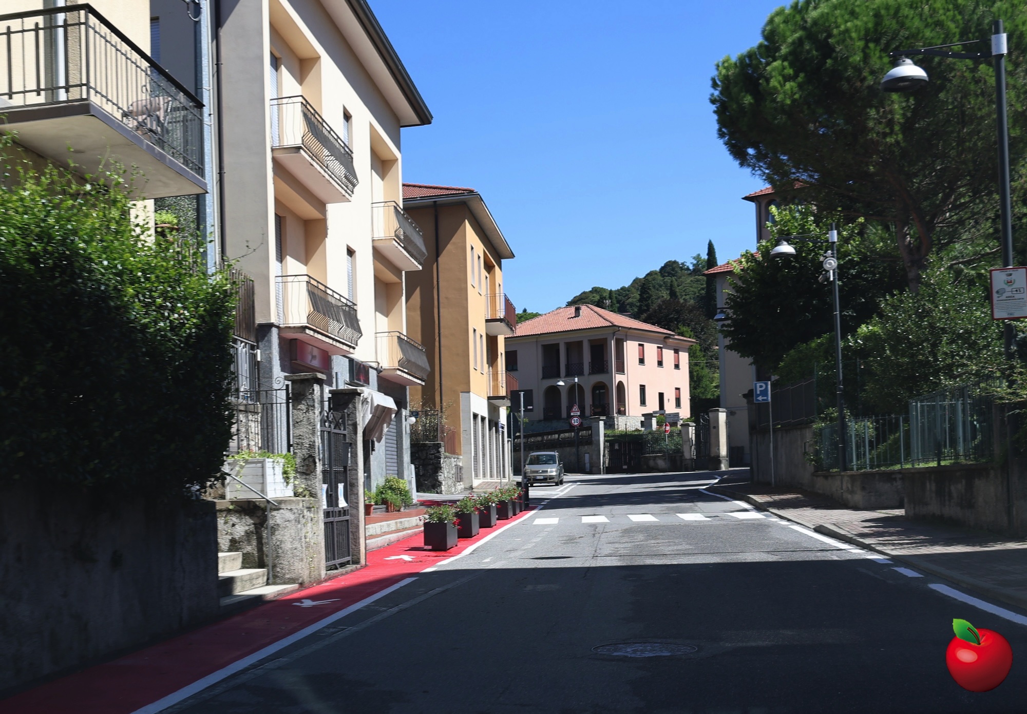 Calco_via_Italia1.jpg (768 KB)