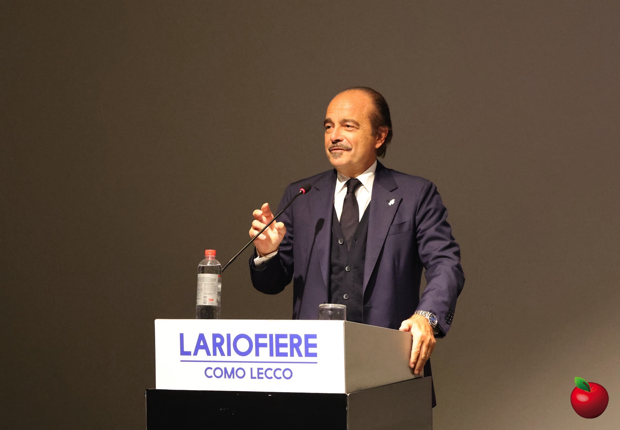 Lariofiere_studio_territoriale3.jpg (613 KB)