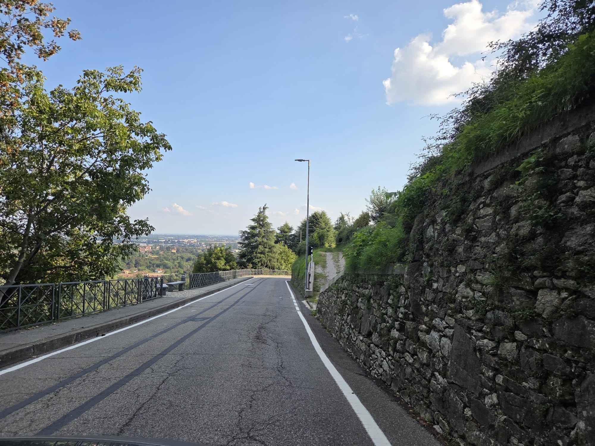 MtvRiaperturaStrada3.jpg (504 KB)