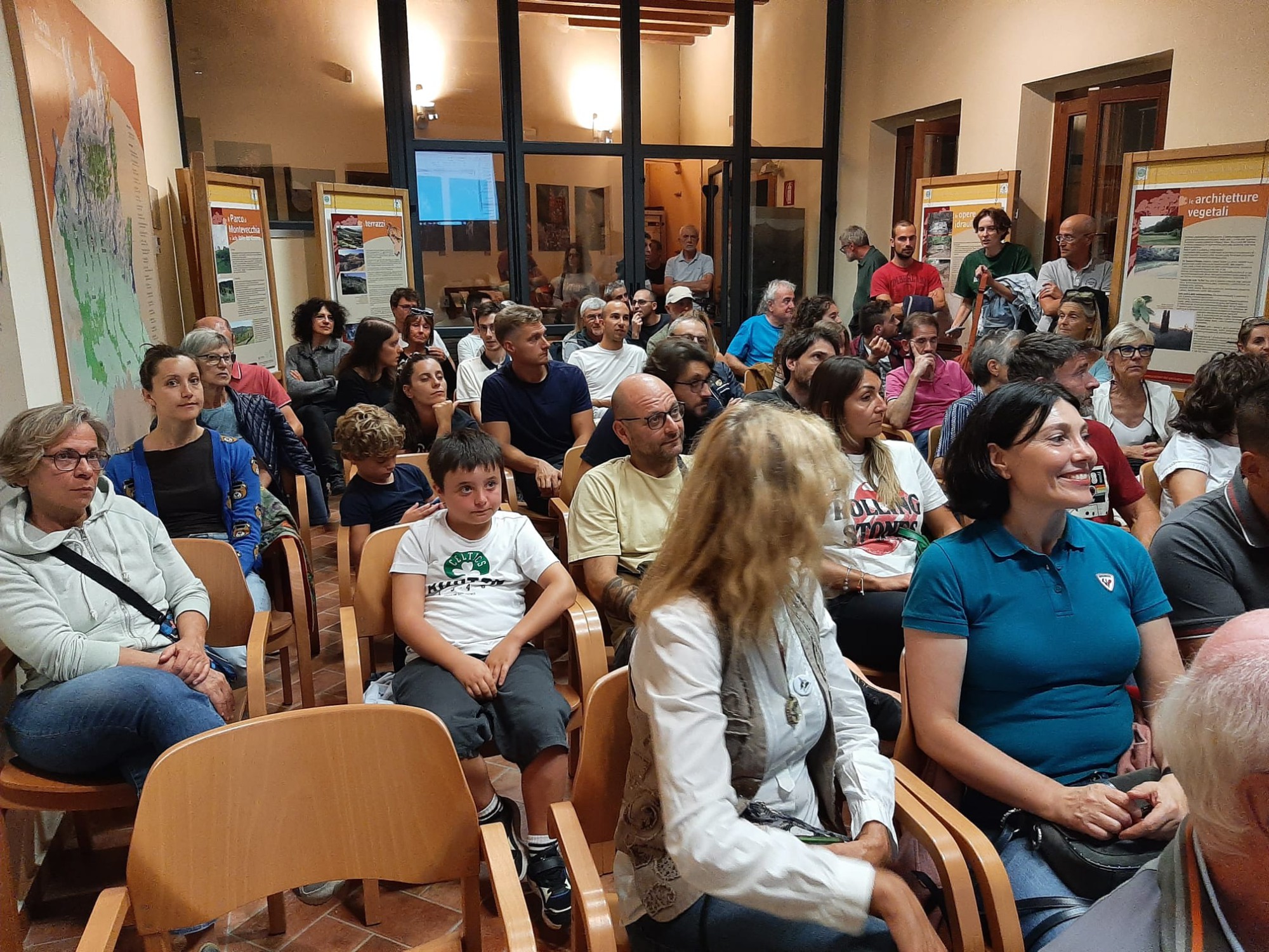 ParcoSerataLupo4.jfif (711 KB)