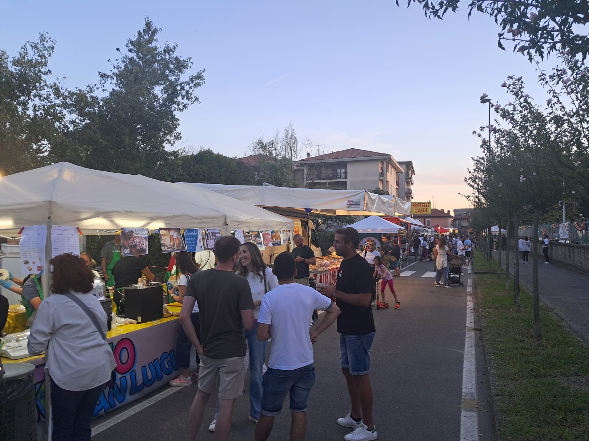 VerderioStreetFest4.jpg (550 KB)