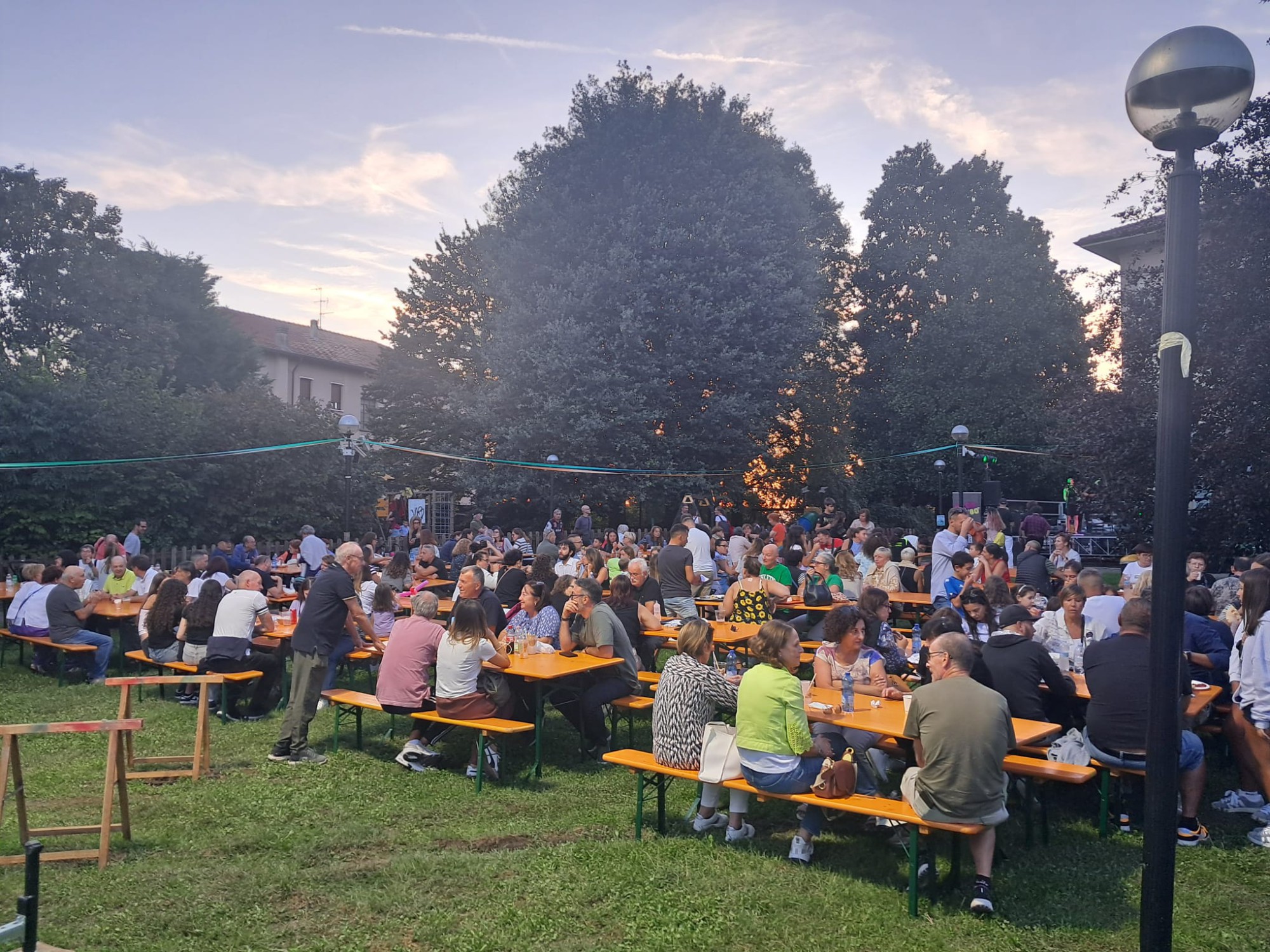 VerderioStreetFest6.jpg (706 KB)