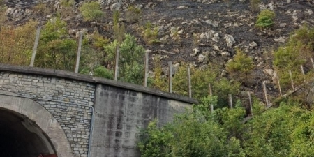 LarianaAperturaStradaPRIMA.jpg (89 KB)