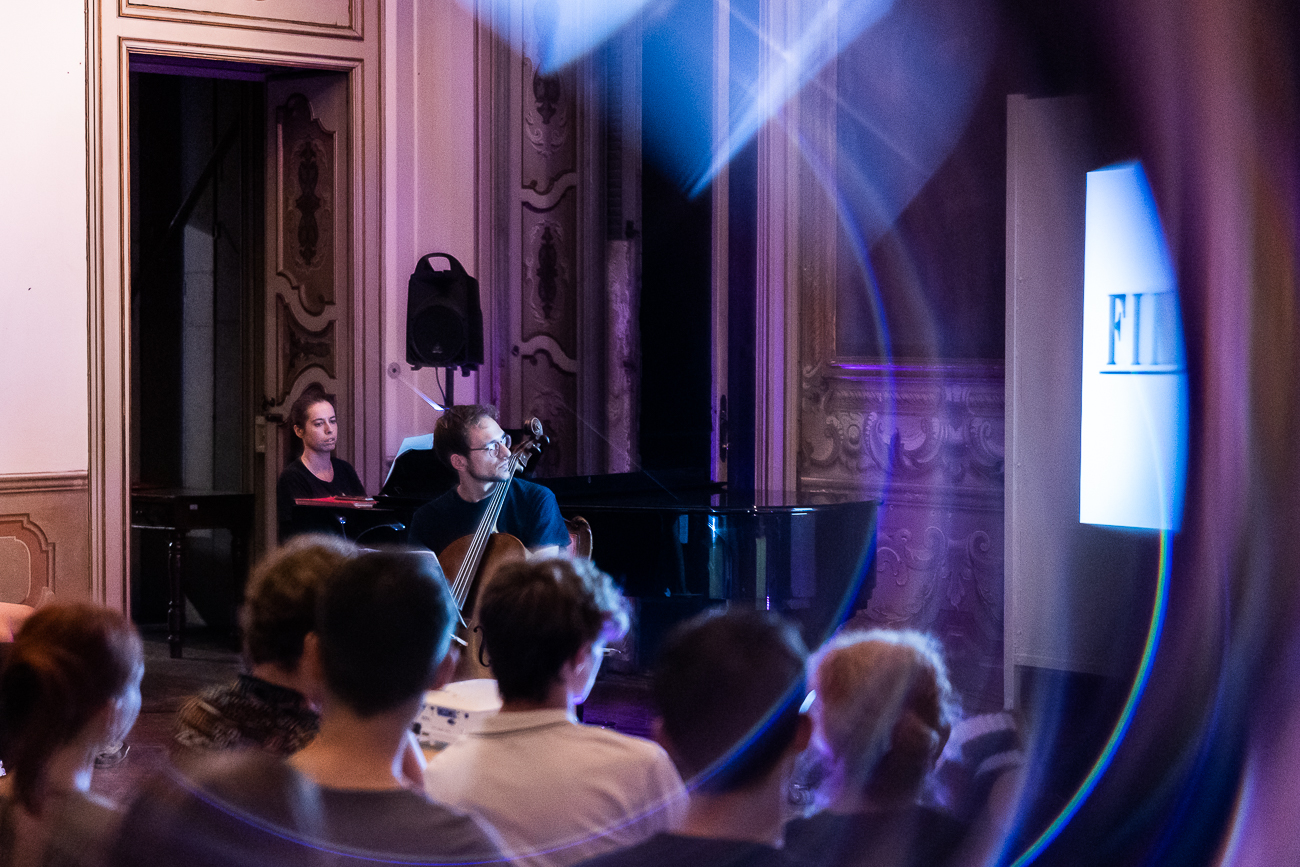 Maxine_e_camillo_Festival_Agnesi_Arcade_Music_credits_Riccardo_Caldirola_2.JPG (903 KB)