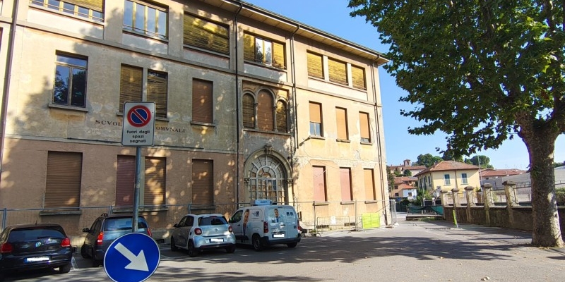 barzanoscuola2.jpg (262 KB)
