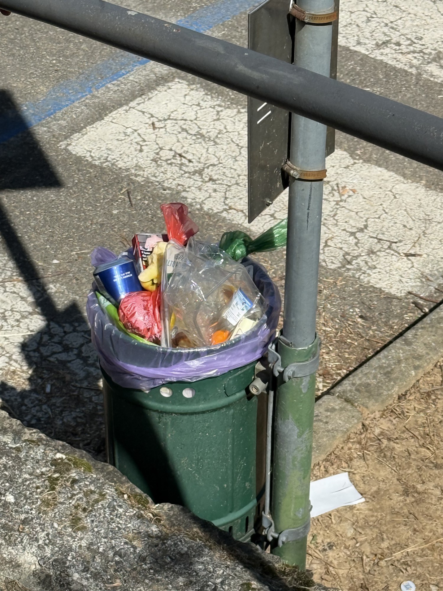 13MtvCestiniTombino.JPG (720 KB)